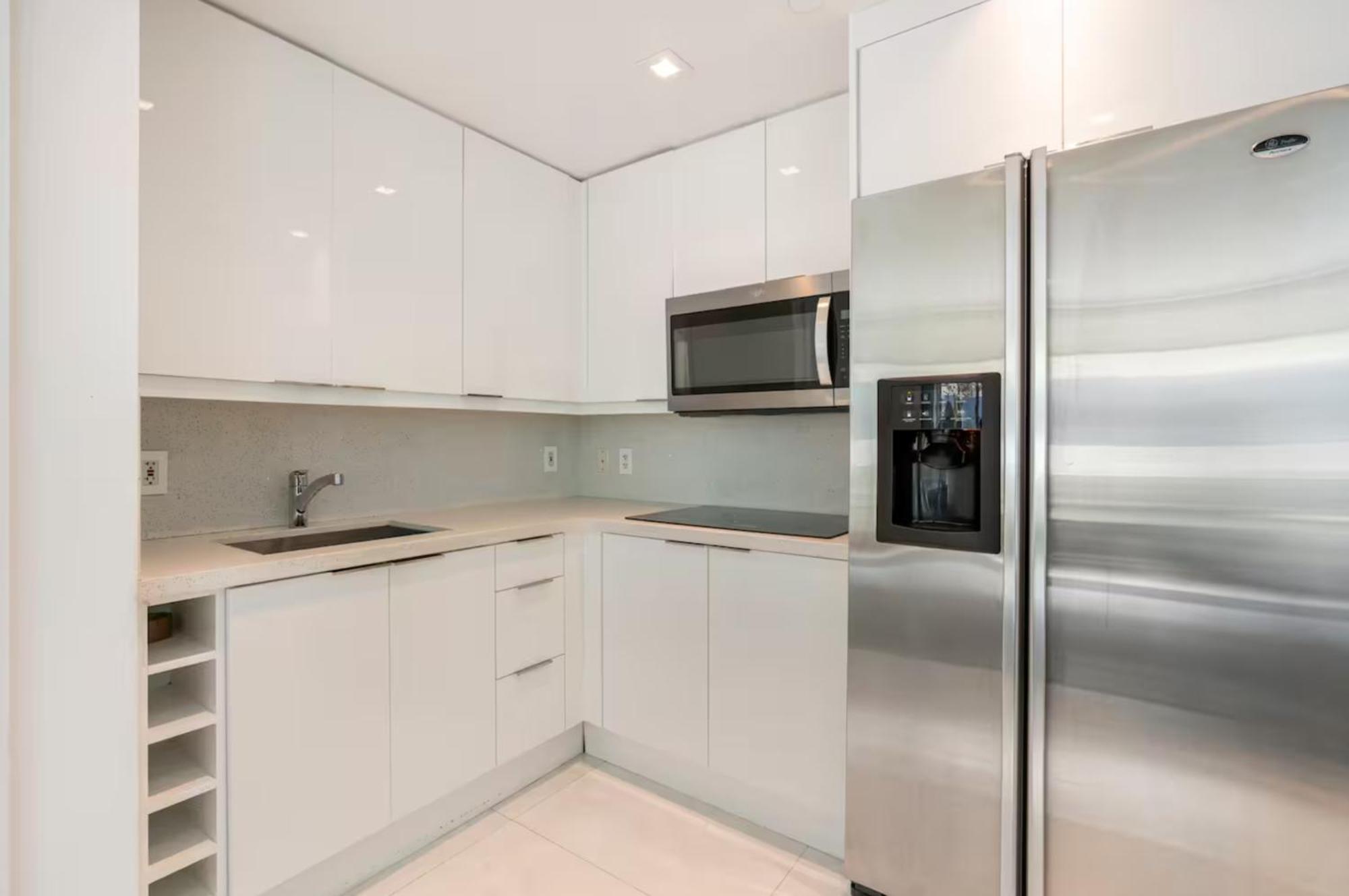 Beachfront Bentley Hotel One Bedroom Suite With Balcony And Beach Access Miami Beach Eksteriør bilde
