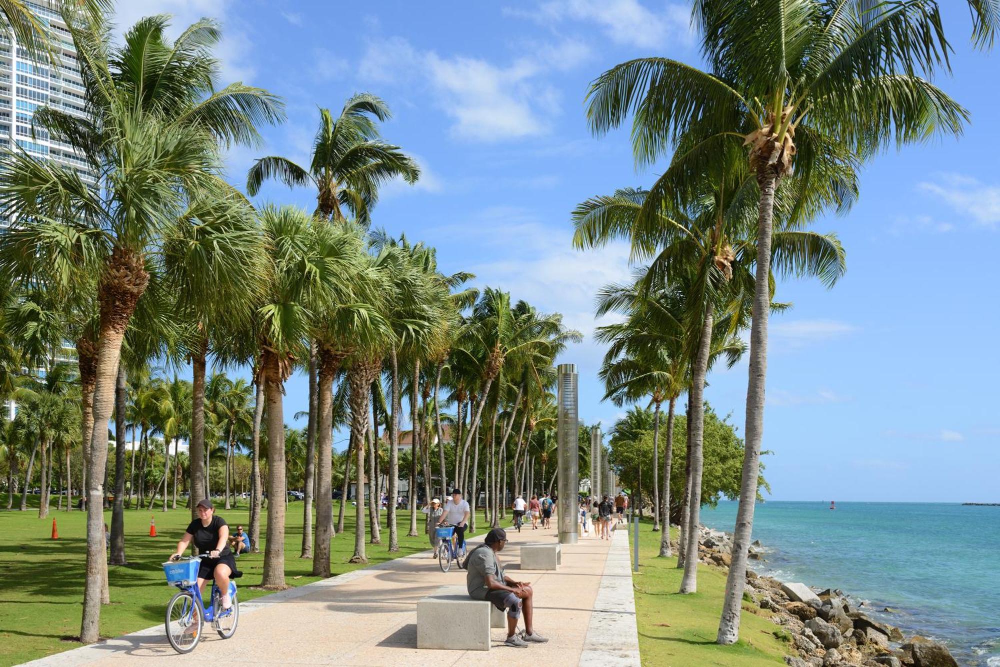 Beachfront Bentley Hotel One Bedroom Suite With Balcony And Beach Access Miami Beach Eksteriør bilde